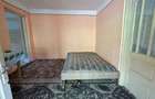 Casă cu 4 camere în București - 9