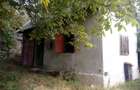 De vanzare CASA (2 corpuri) si teren (curte) - 5