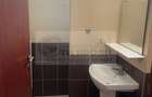 Apartament cu 2 camere decomandat în Alexandru cel Bun - 3 Apartament cu 2 camere decomandat în Alexandru cel Bun - 3