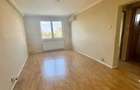 Apartament cu 3 camere semidecomandat în Crângași - 1