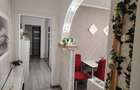 Apartament cu 3 camere decomandat în Vasile Aaron - 3