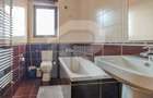 Apartament cu 3 camere decomandat în P-ța Victoriei - 8