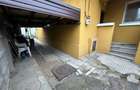 Casa la curte de vanzare ideala pentru locuit sau investitie - 2