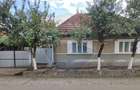 Casă cu 4 camere cu Teren 1710 Mp în Fonău - 6