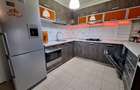 Apartament cu 3 camere decomandat în Km 5 - 8