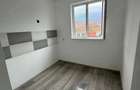Apartament cu 2 camere decomandat în Orșova - 3