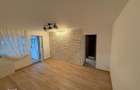 Apartament cu balcon ?i gradina, in Decebal - Dacia - 7