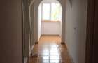 Apartament cu 3 camere decomandat în Călărași - 2
