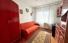 Apartament de vanzare, 3 camere, Semidecomandat, Mobilat & Utilat - 1