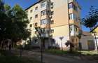 Apartament cu 3 camere decomandat în Central - 2