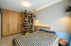 Apartament cu 3 camere decomandat în Tractorul - 19