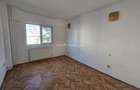 VANZARE apartament 3 camere, 2 bai,  zona Pta M Viteazul