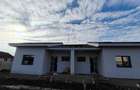 Duplex toate utilitatile - zona centrala - 1