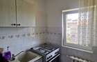 Apartament de vanzare - 3