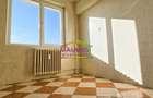 Apartament cu 3 camere semidecomandat în Colentina - 3