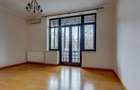 Apartament cu 7 camere decomandat în Dorobanți - 4