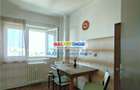 Apartament cu 2 camere decomandat în P-ța Victoriei - 21