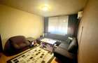 Apartament cu 3 camere semidecomandat în Craiovița Nouă - 3