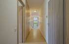 Apartament cu 3 camere decomandat în Tractorul - 8