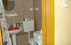 De vanzare apartament 3 camere - 2