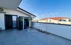 Apartament cu trei camere , decomandat , cu terasa ,in Giroc - 9
