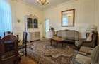 Cladire istorica, apartament 2 dormitoare, decomandat, zona - 9