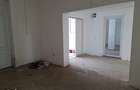 Sud-sp. ind. 215mp, compus din 4 camere mari, h-4ml, 800e