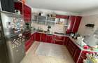 Vila in cartier residential - 1
