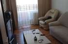 Apartament cu 3 camere semidecomandat în Ostroveni - 1