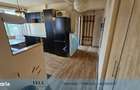 Apartament 3 camere, Cornisa
