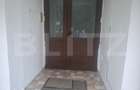 Apartament 3 camere, 65 mp, zona Gaesti - 1