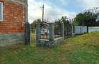 De vanzare casa in rosu cost 2014 pe 2 nivele 2x260mp +mansarda terem 1200mp