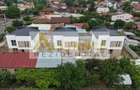 Casa Individuala - 5 camere 3 bai - Teren 300 MP - 1