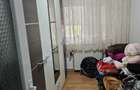 Vind ap 4 camere, modif. In3 cu o bucatarie mare, hol .7 m.2 bai, - 3