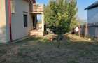 Inchiriez parter vila - 5