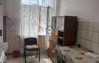 Apartament cu 3 camere zona centrala - 9