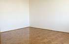 Vanzare apartament DECOMANDAT cu 3 camere, anexe multiple, Vatra Luminoasa