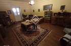 Casa istorica unica de vanzare Pia?a Centrala