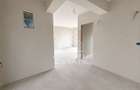 Apartament cu 3 camere, 2 balcoane, zona Planetelor - 3