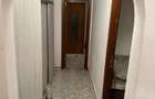 Vand apartament 3 camere, 2 bai, sauna, etaj 2 Str. Venus, Bacau
