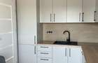 Apartament cu 3 camere! Zona Vivo! Totul nou !