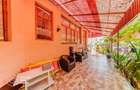Casa foarte spatioasa cu gradina si gospodarie, Santana - 3