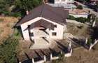 Casă la roșu, de vanzare, 250 mp, zona Slobozia Moara