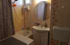 Inchiriez o camera intr-un apartament cu 3 camere - 4