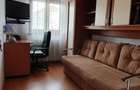 Inchiriez Apartament cu 3 camere decomandate etaj 1/4 - 7