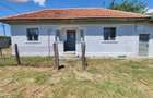 Casă cu 3 camere în Corbu - 1