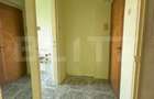 Apartament 2 camere, etaj intermediar, zona centrala, boxa, - 1