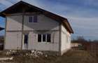 PRET MIC. 65000 euro . CASA + TEREN 2500 metri patrati - 3