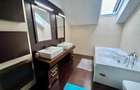 A 1607 De vanzare casa singur in curte in Tg Mure? - 7 Noiembrie - 8