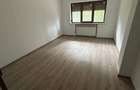 De vanzare 3 camere decomandate, zona Hotel Roman, renovat complet, 64.000 euro - 3